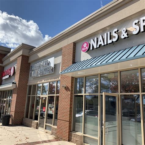 best nail salons nearby